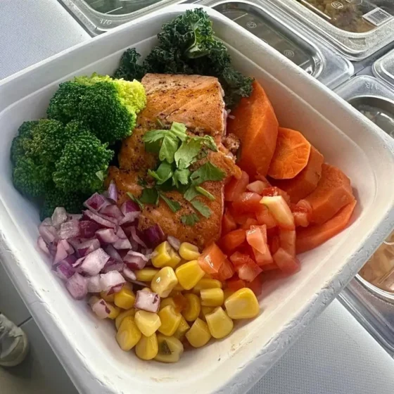 Salmon bowl